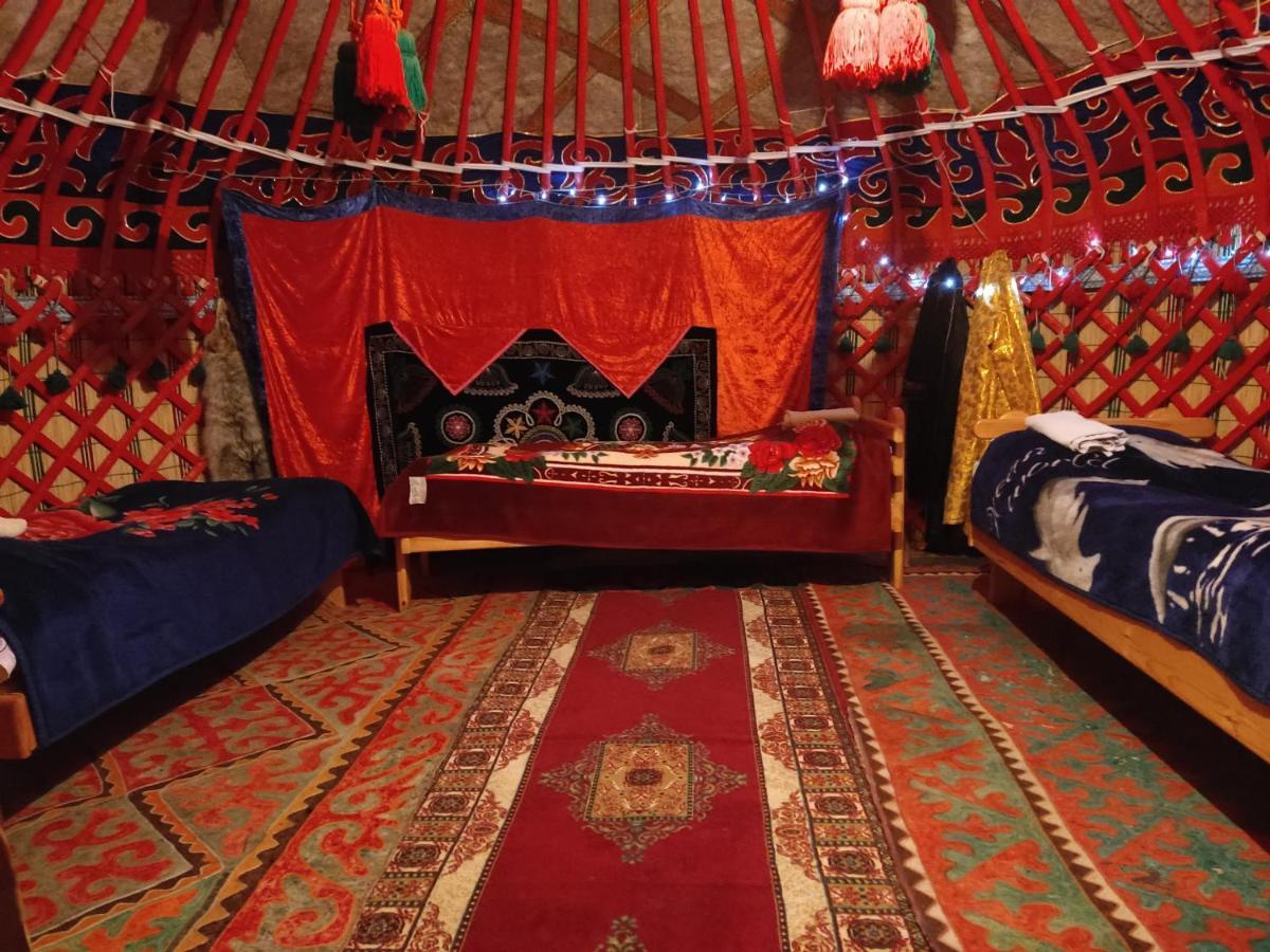 Karakol Yurt Lodge Dış mekan fotoğraf