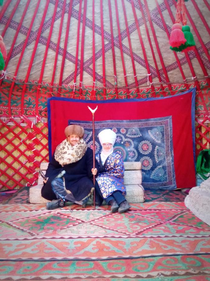 Karakol Yurt Lodge Dış mekan fotoğraf
