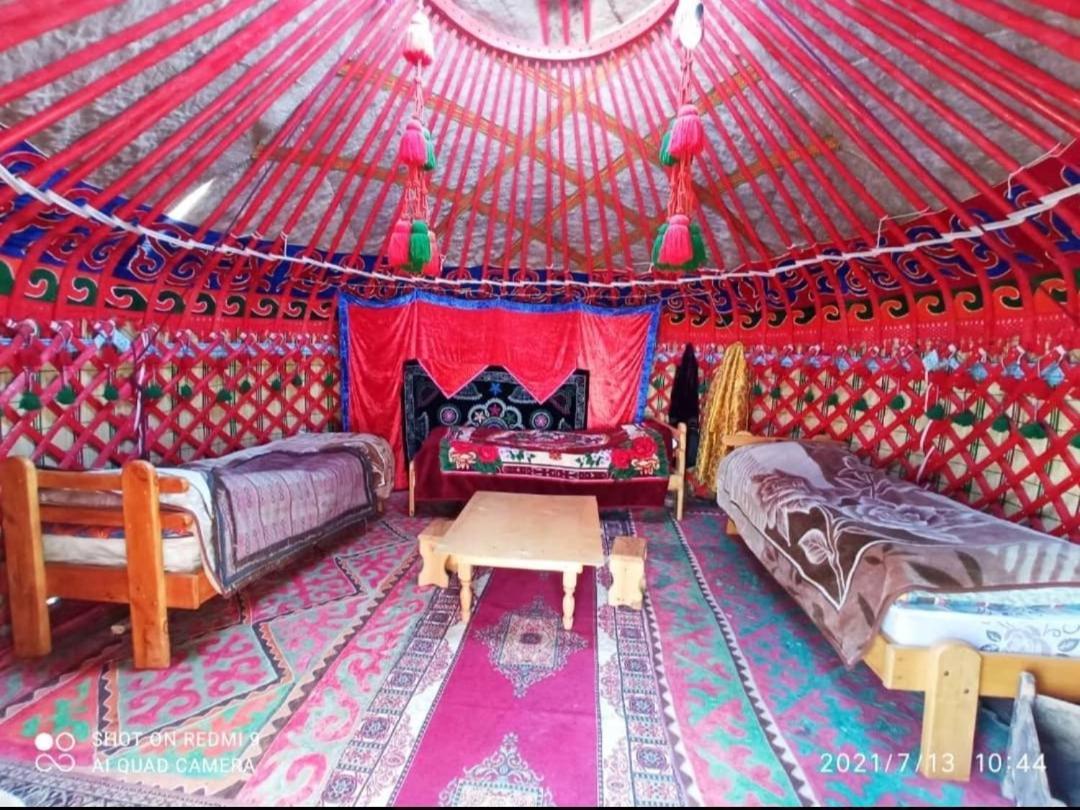 Karakol Yurt Lodge Dış mekan fotoğraf